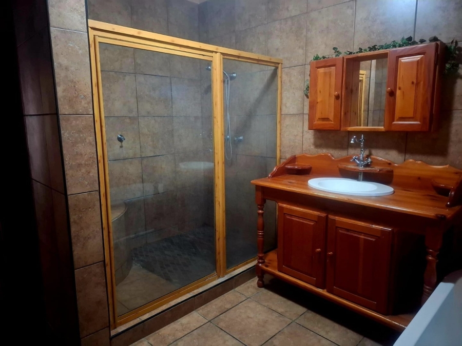 4 Bedroom Property for Sale in Suidrand Free State